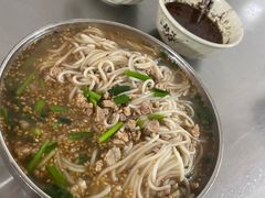 -正宗杨记普洱酸醋米线(总店)