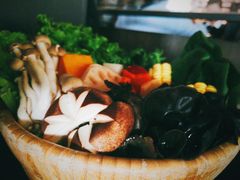 -湊湊火锅·茶憩(新中关购物中心店)