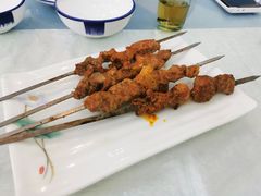 -马尔龙新疆饭店·清真(瑞景店)