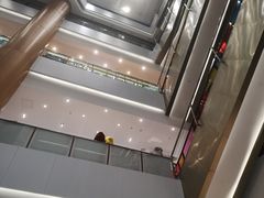 -资和信百货商场