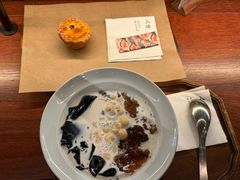 -RUXU入续糖水铺与包(卓悦中心店)