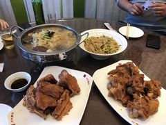 -吴记酱骨炖菜馆(西大直街店)