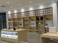 -华为授权体验店(中山公园来福士)