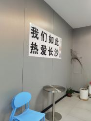 -单色舞蹈