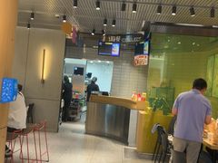 -麦当劳(徐汇漕溪北路百脑汇店)