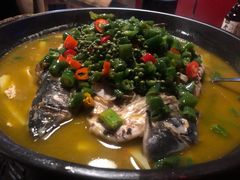 -令狐冲·炭烤活鱼(宝龙店)