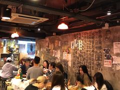 大堂-鲜入围煮花胶鸡海鲜火锅