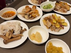 -天宜隆蘑菇宴火锅(石景山旗舰店)