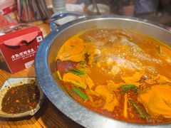 -野山舂·贵州现舂酸汤牛肉(鸿通城店)