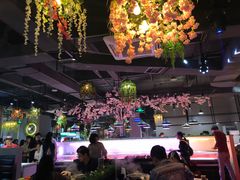 -烤圣自助美食音乐餐厅