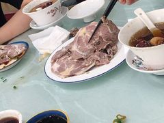手抓羊脖子-小叶手抓·非遗·清真食品(治平路店)
