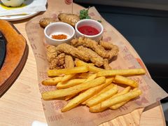 -菲滋意式餐厅(富阳东方茂店)