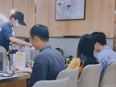 -围炉肉舍•炭烤活鳗•丹东海鲜烤肉(步行街店)