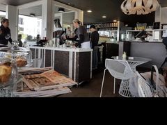 -Takapuna Beach Cafe