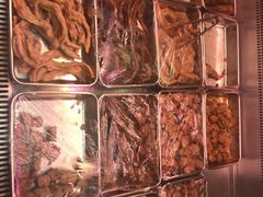 -绝味鸭脖(龙阳路生活广场店)