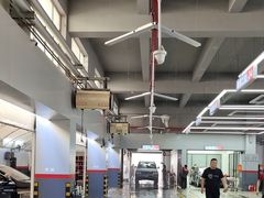 -哈贝卡汽车服务连锁(高新二路店)