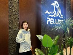 -王府井奥莱棋盘山小镇