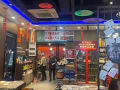 -老街烧烤大排档·地道湖北菜·龙虾馆(汉口火车站店)