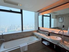-上海龙之梦万丽酒店
