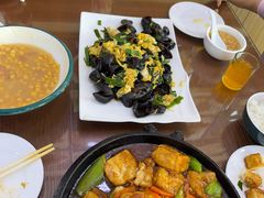 -连池鱼豆味坊(风景区店)
