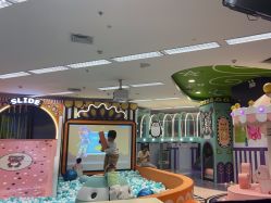 -孩子王童乐园(广州萝岗万达店)