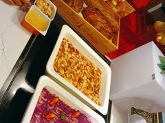 -松咖啡自助餐厅·松北香格里拉