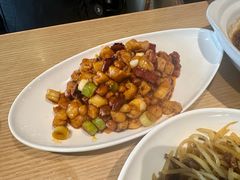 -渝信川菜 · 川味家常菜(财富购物中心店)