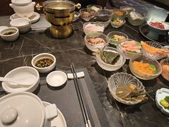 -半岛翡丽海鲜自助餐厅(观风亭店)