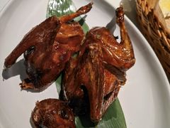 香茅脆皮乳鸽-DEEP·美式餐吧(五棵松华熙LIVE店)