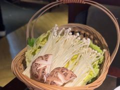 -同仁四季椰子鸡(宝安壹方城店)