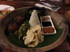 -Pundi Pundi Restaurant