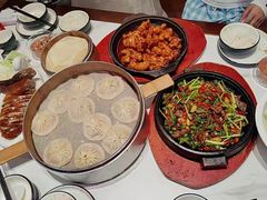 -梅利汴京烤鸭•开封豫菜地标店(东大街店)