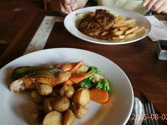 -浦鸿会尚莊亲子餐厅(碧云店)