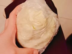 -白玉兰食品甜凤店(合生汇店)