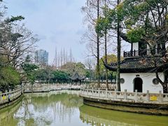 -汇龙潭