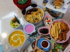 -水桶王国主题餐厅·聚会·生日派对·亲子活动·家庭套餐(亚龙湾希尔顿店)