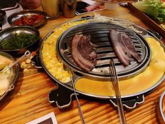 -青瓦炭韩潮烤肉(花园道店)