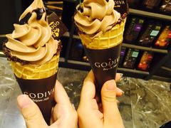 巧克力软冰淇淋-GODIVA(港汇恒隆广场)