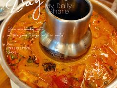 -Chom Cafe and Restaurant