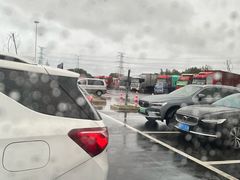 -平望服务区·停车场