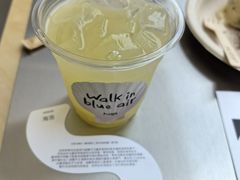 -HUGS coffee(东区店)