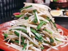 -山川小町·极番烧肉(新地假日广场店)