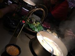 -左庭右院鲜牛肉火锅(新梅广场店)