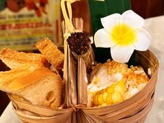 香水椰子牛奶冰沙-婉泰·特色小吃·舂鸡脚(告庄二店)