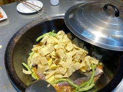 -屯老二农家铁锅炖·行业领军者(梅江店)