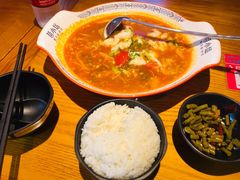 -苗小坛酸汤鱼(酒仙桥店)