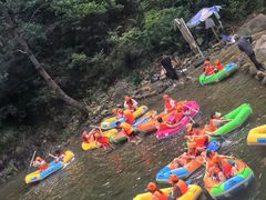 -安吉龙王山峡谷漂流