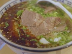 -嘻小北·兰州清汤牛肉面(太平洋森活天地店)