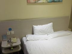 -汉庭(北京鼓楼大街地铁站店)