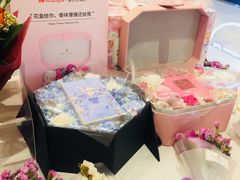 -花邻FloweringLife花艺气球派对(武康大楼店)